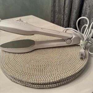 Nori Press Handheld Steamer